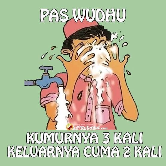 Meme Kocak suasana bulan puasa, dijamin ngakak dan bikin kangen 
